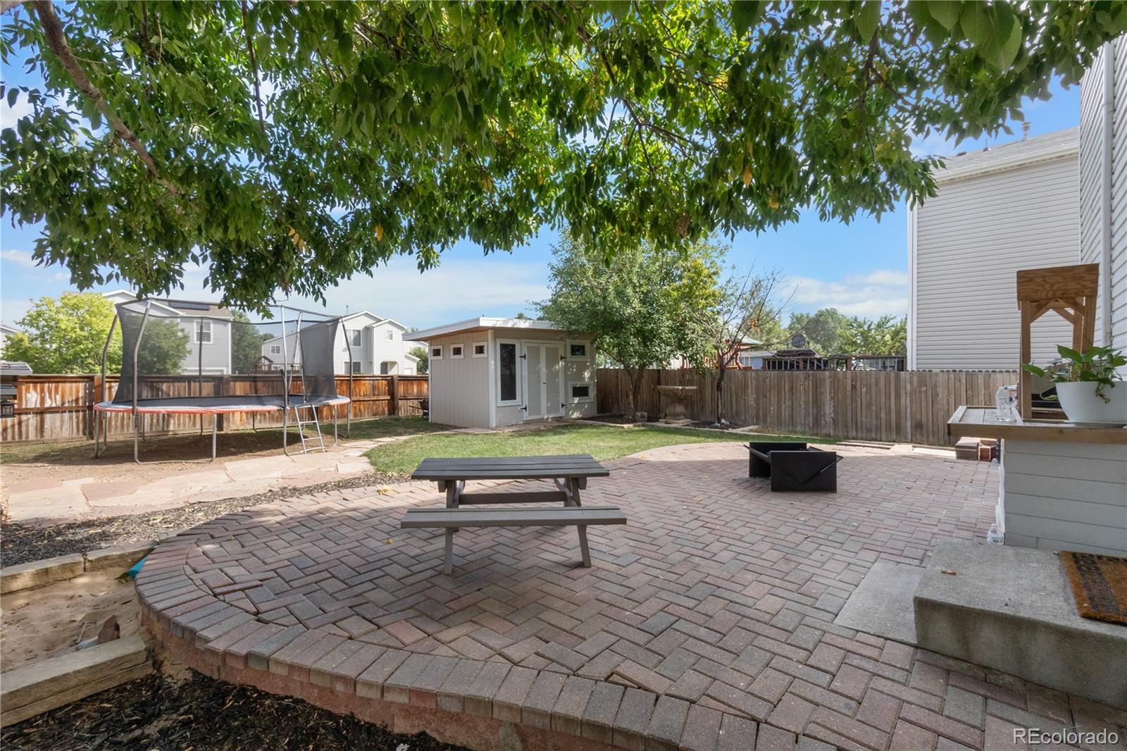 1421 Hummingbird Circle