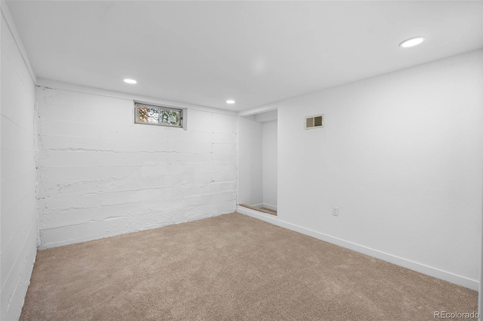 5030 Beach Court
