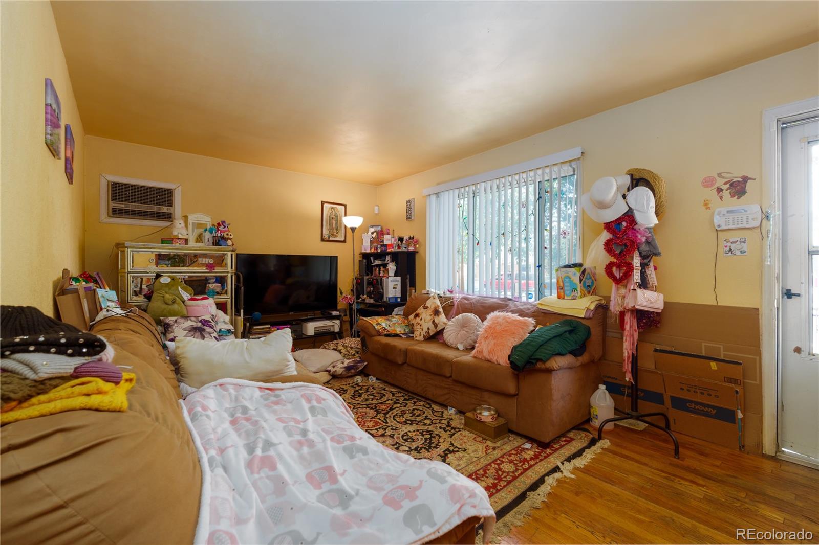 7961 Hollywood Street