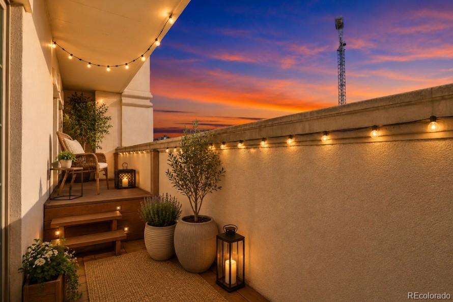 925 N Lincoln Street Unit: 4G