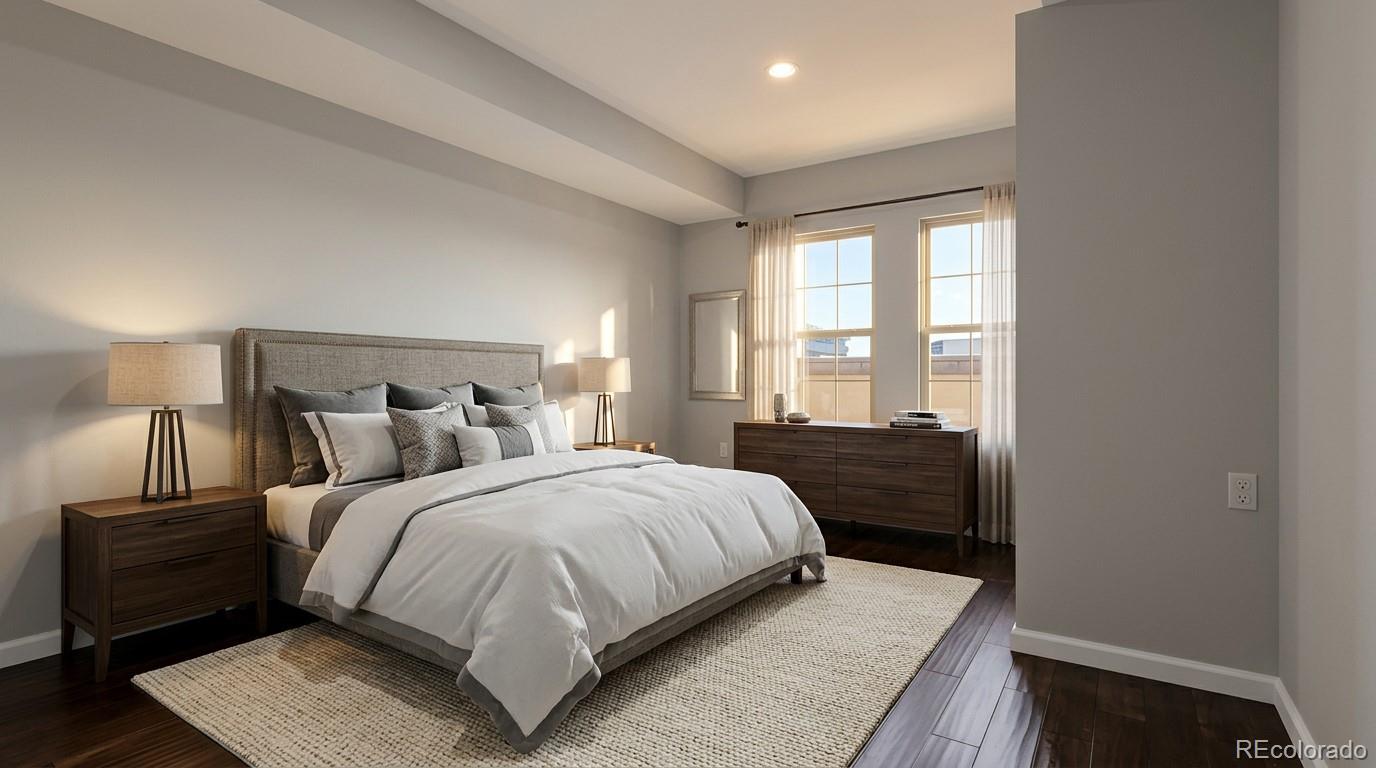 925 N Lincoln Street Unit: 4G
