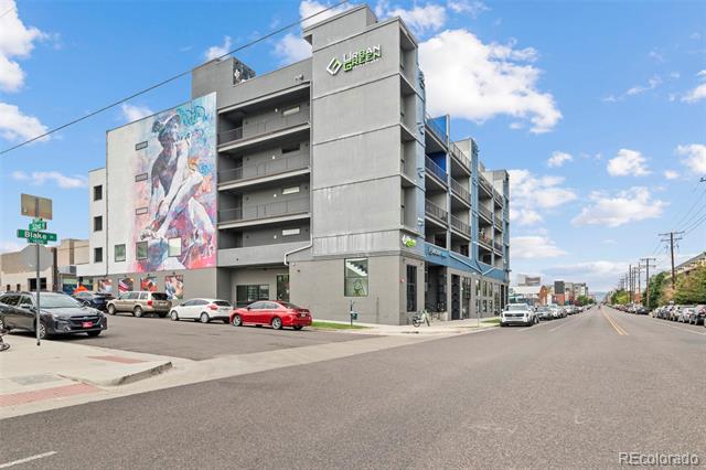 3198 Blake Street Unit: 305