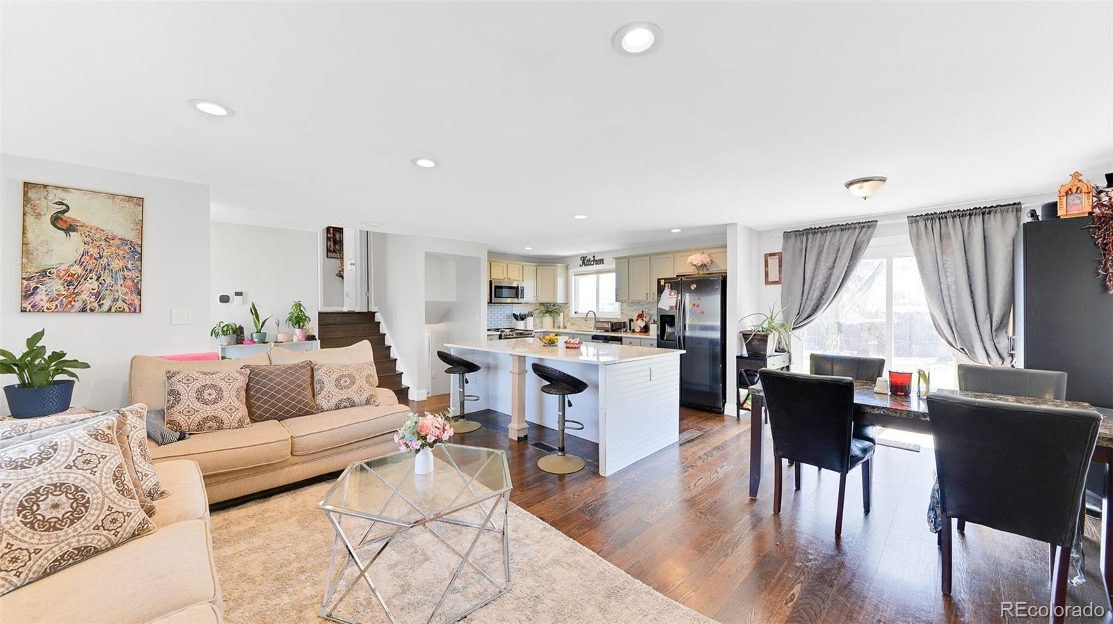 1860 W 104th Place