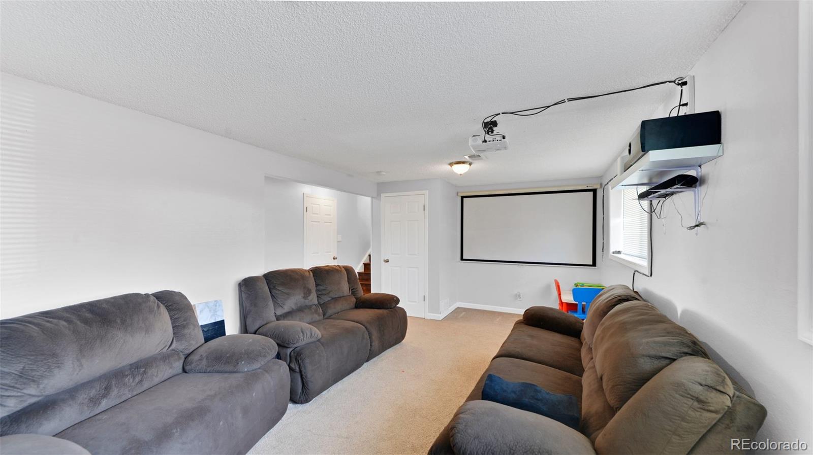 1860 W 104th Place