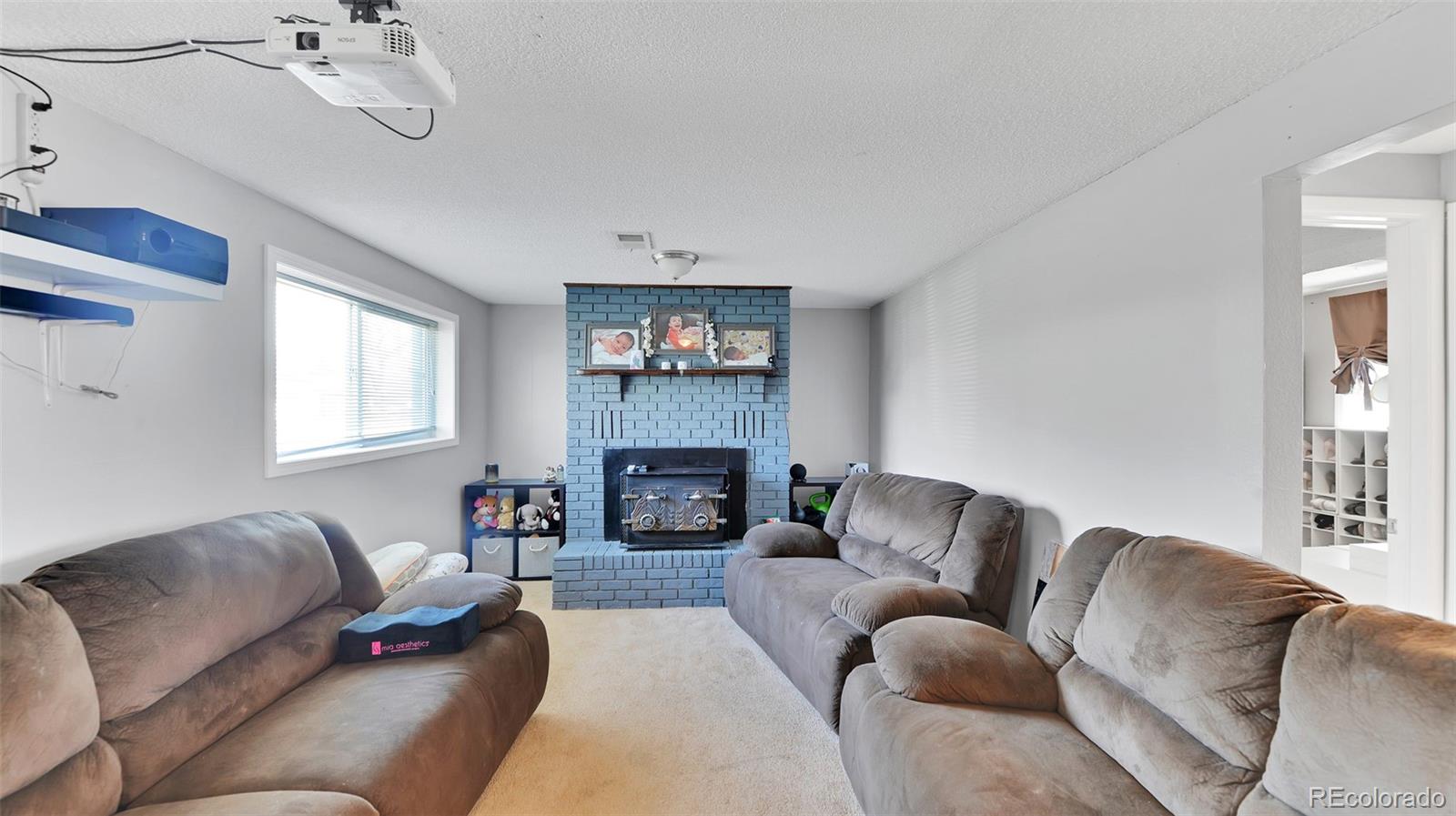 1860 W 104th Place