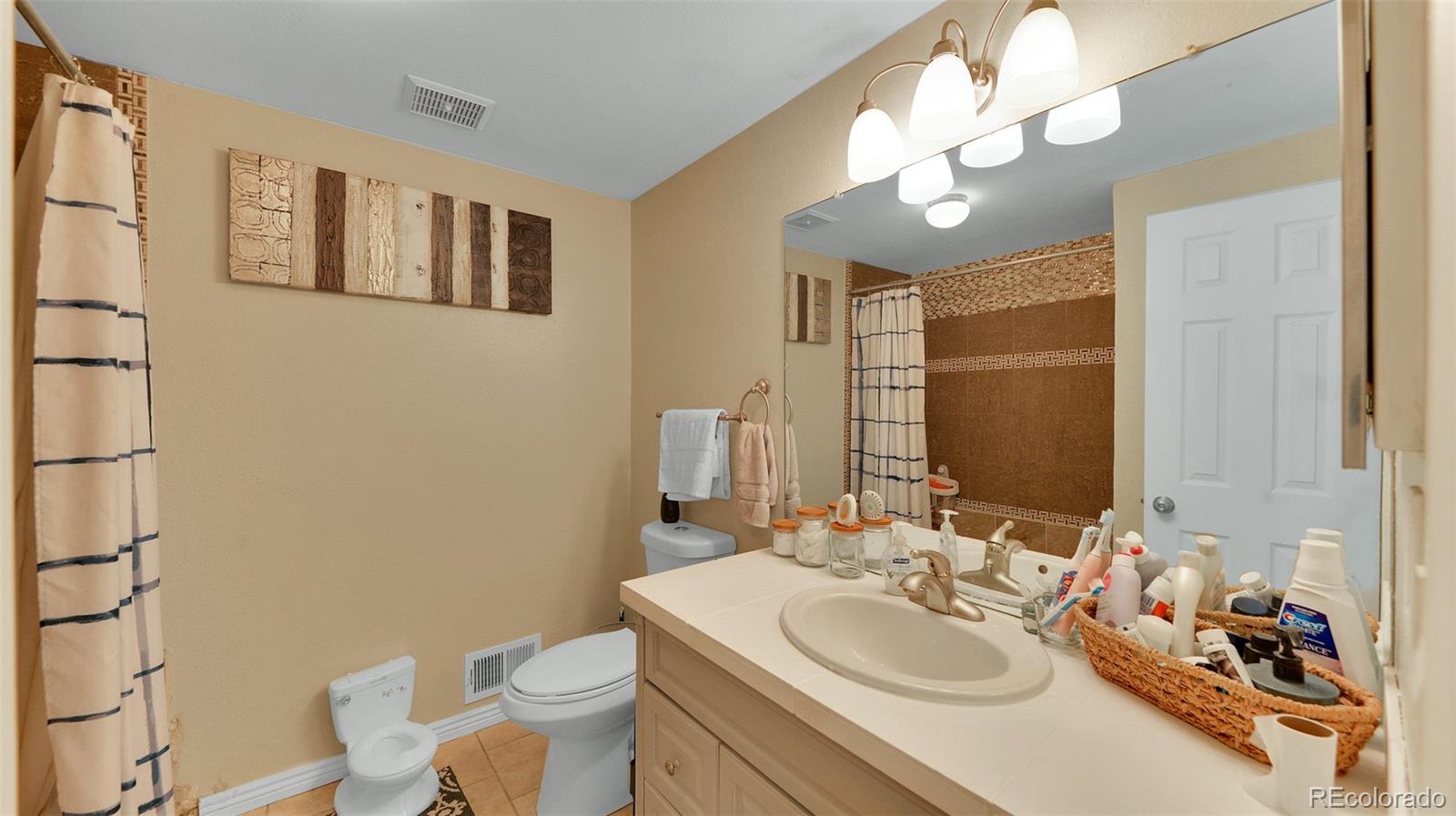 1860 W 104th Place