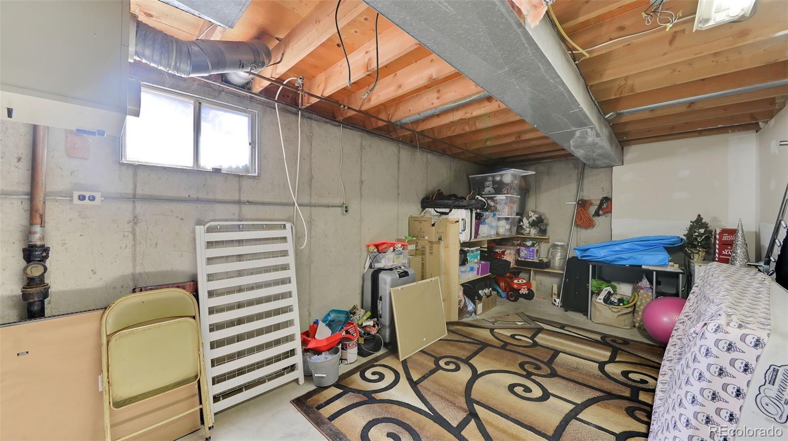 1860 W 104th Place