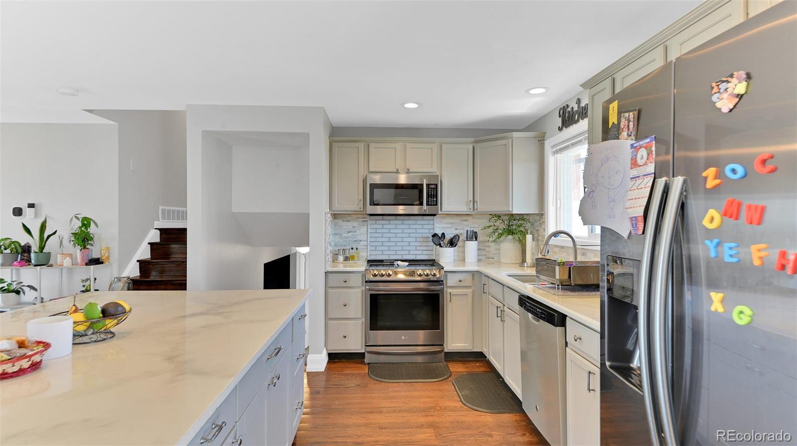 1860 W 104th Place
