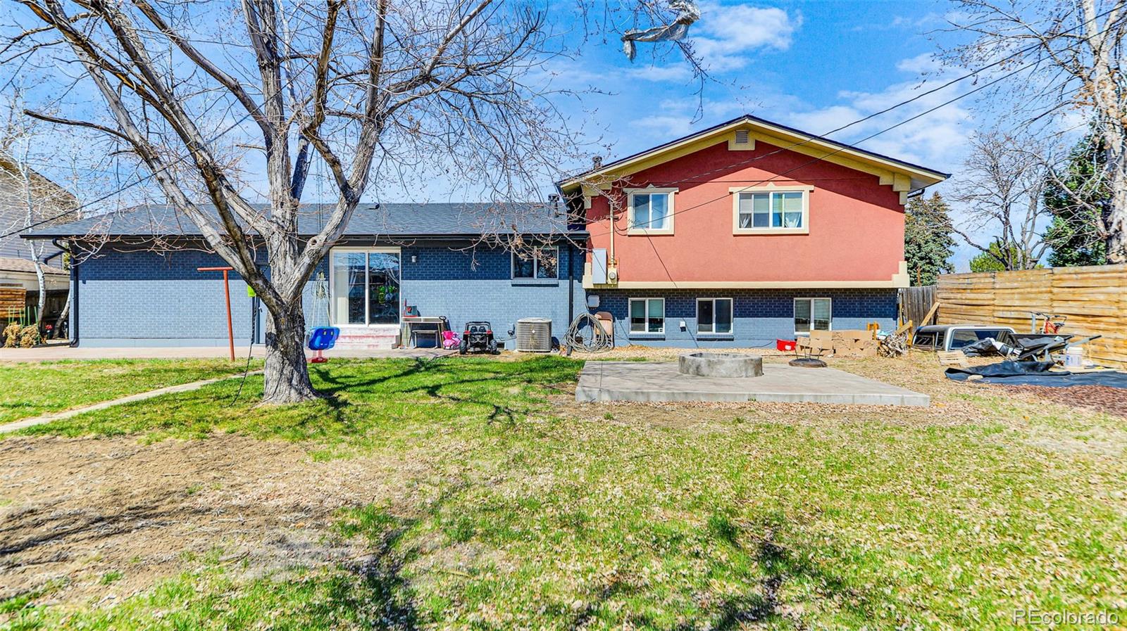 1860 W 104th Place