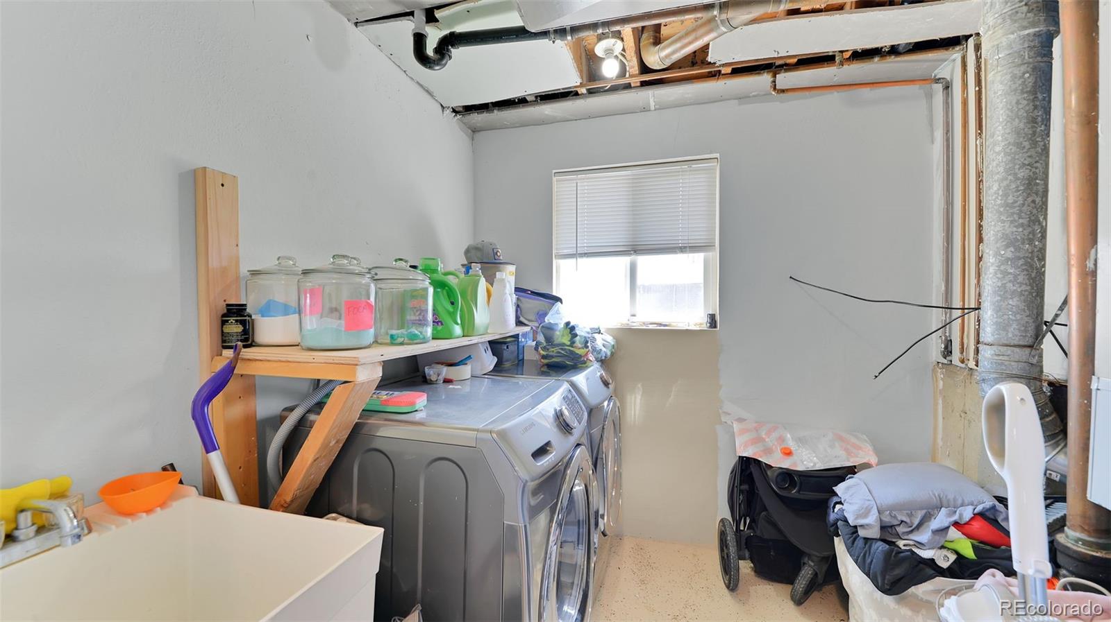 1860 W 104th Place