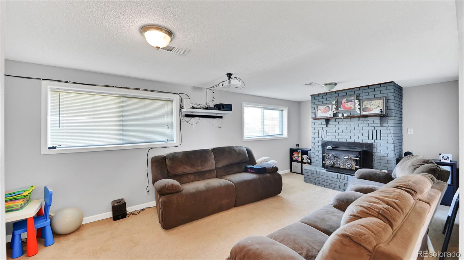 1860 W 104th Place