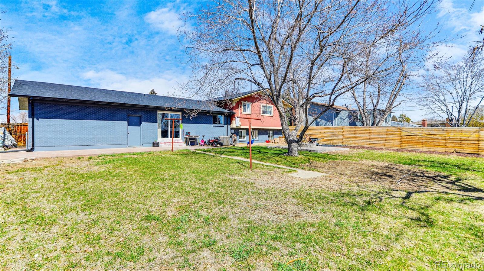 1860 W 104th Place