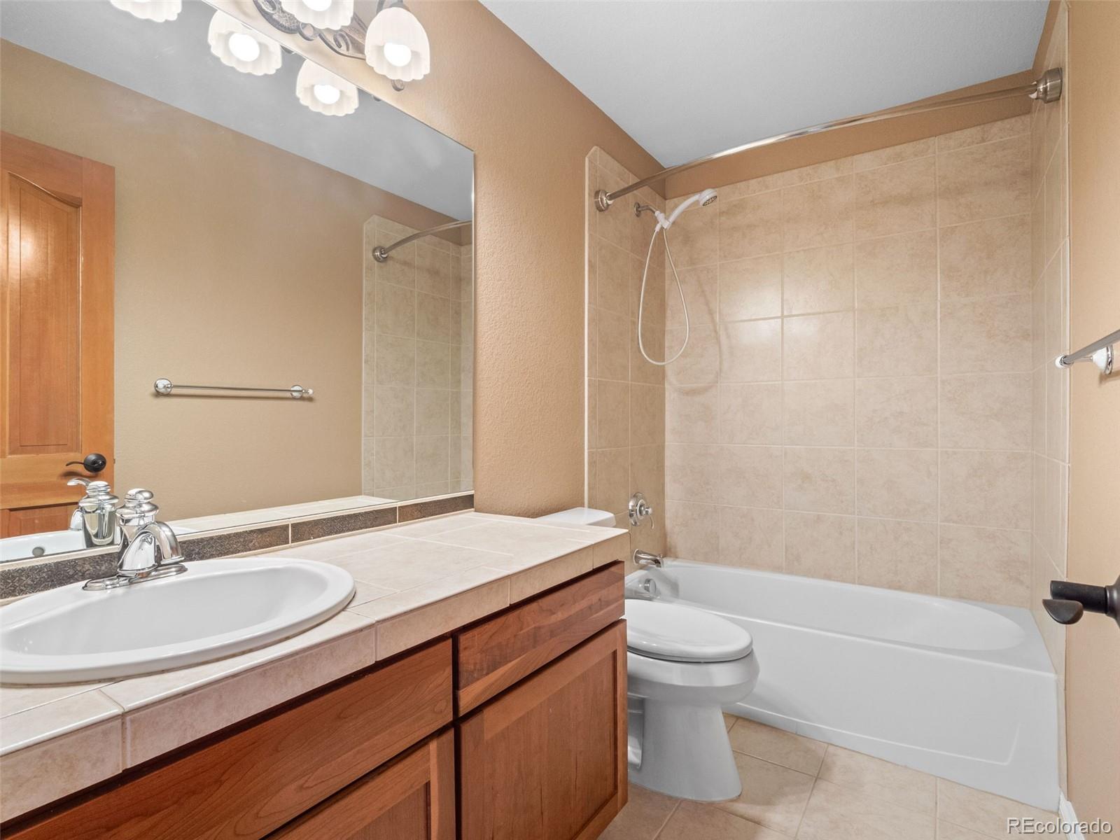 6537 Umber Circle