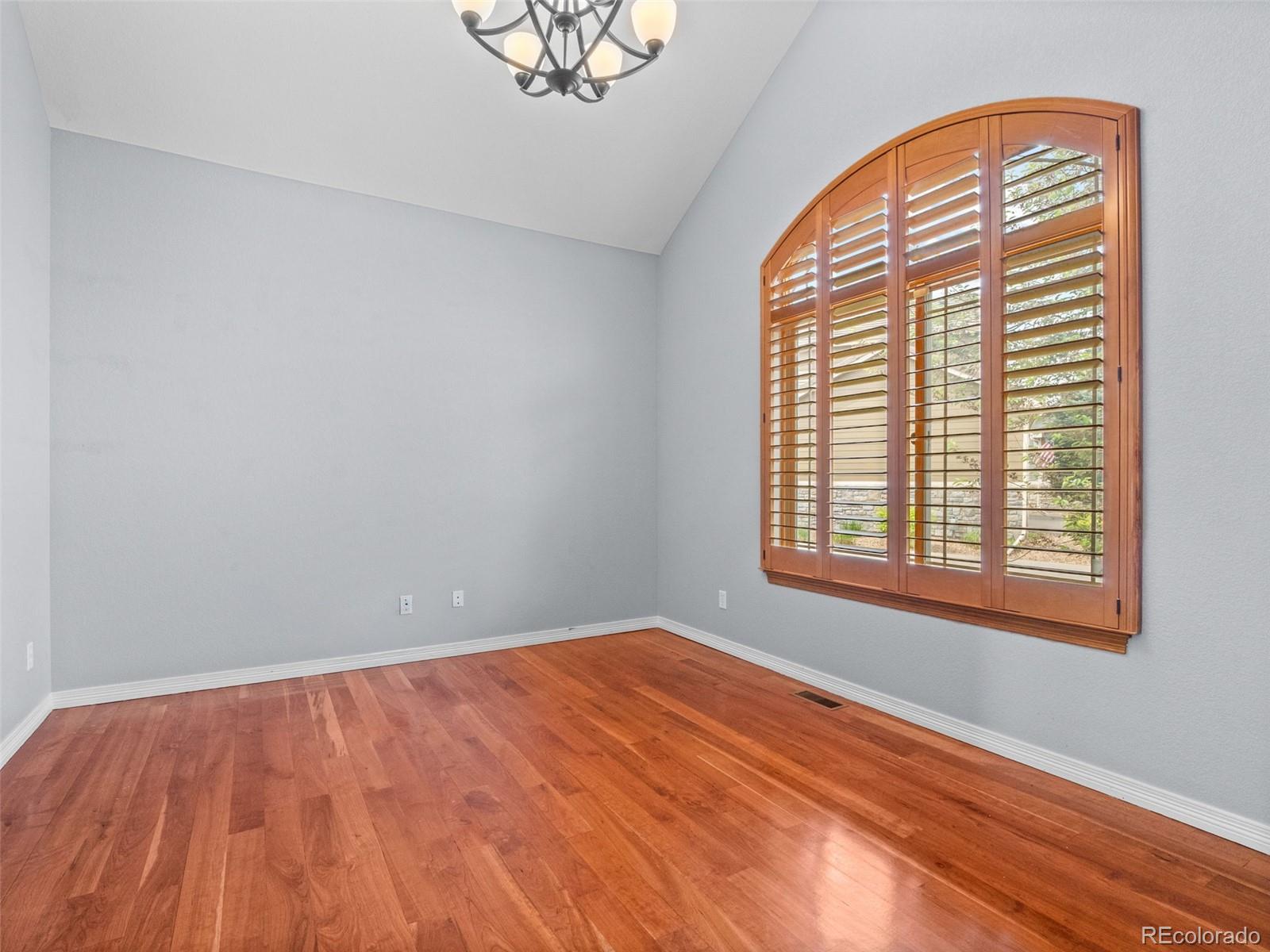 6537 Umber Circle