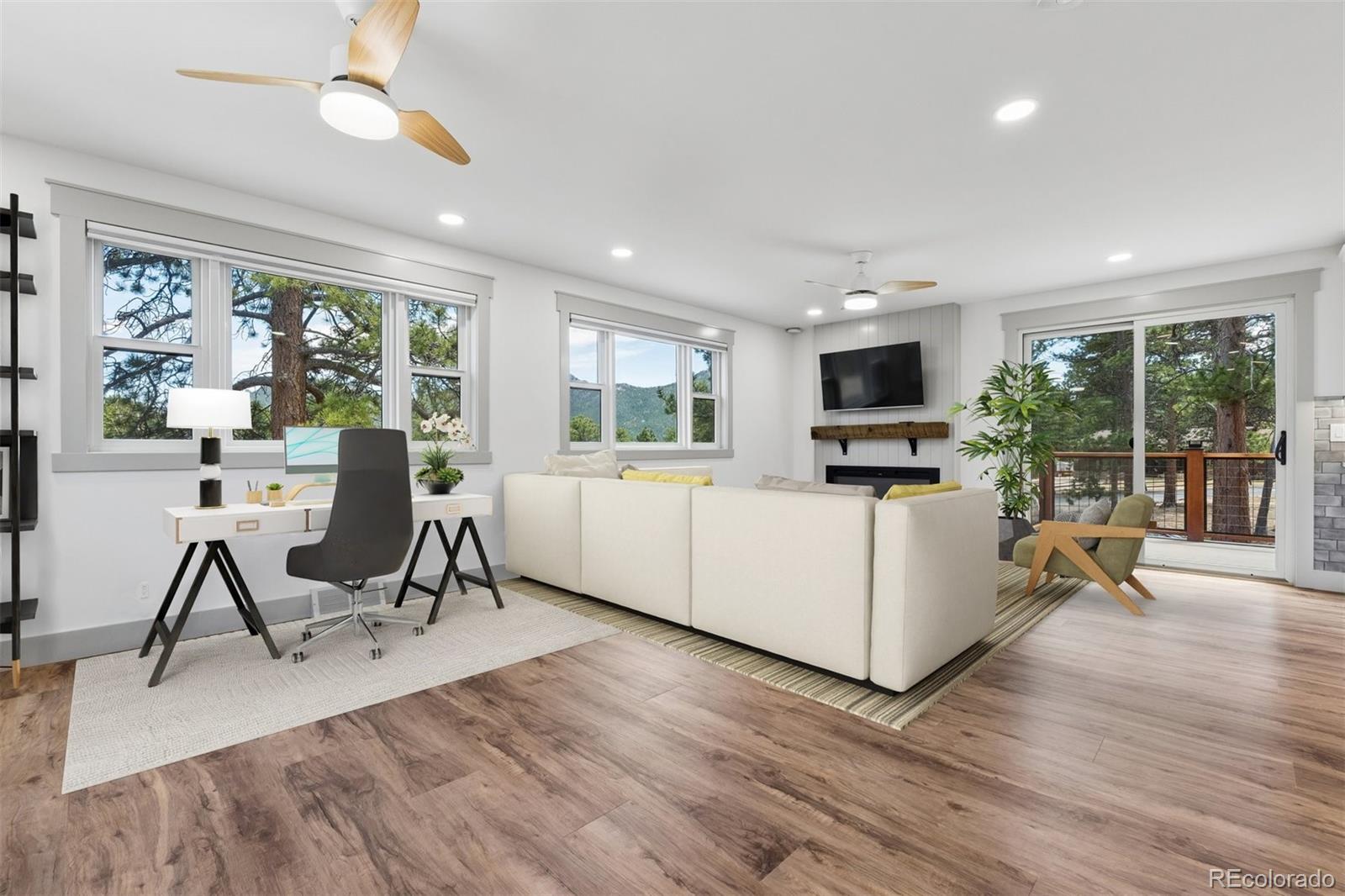 909 Village Green Lane
