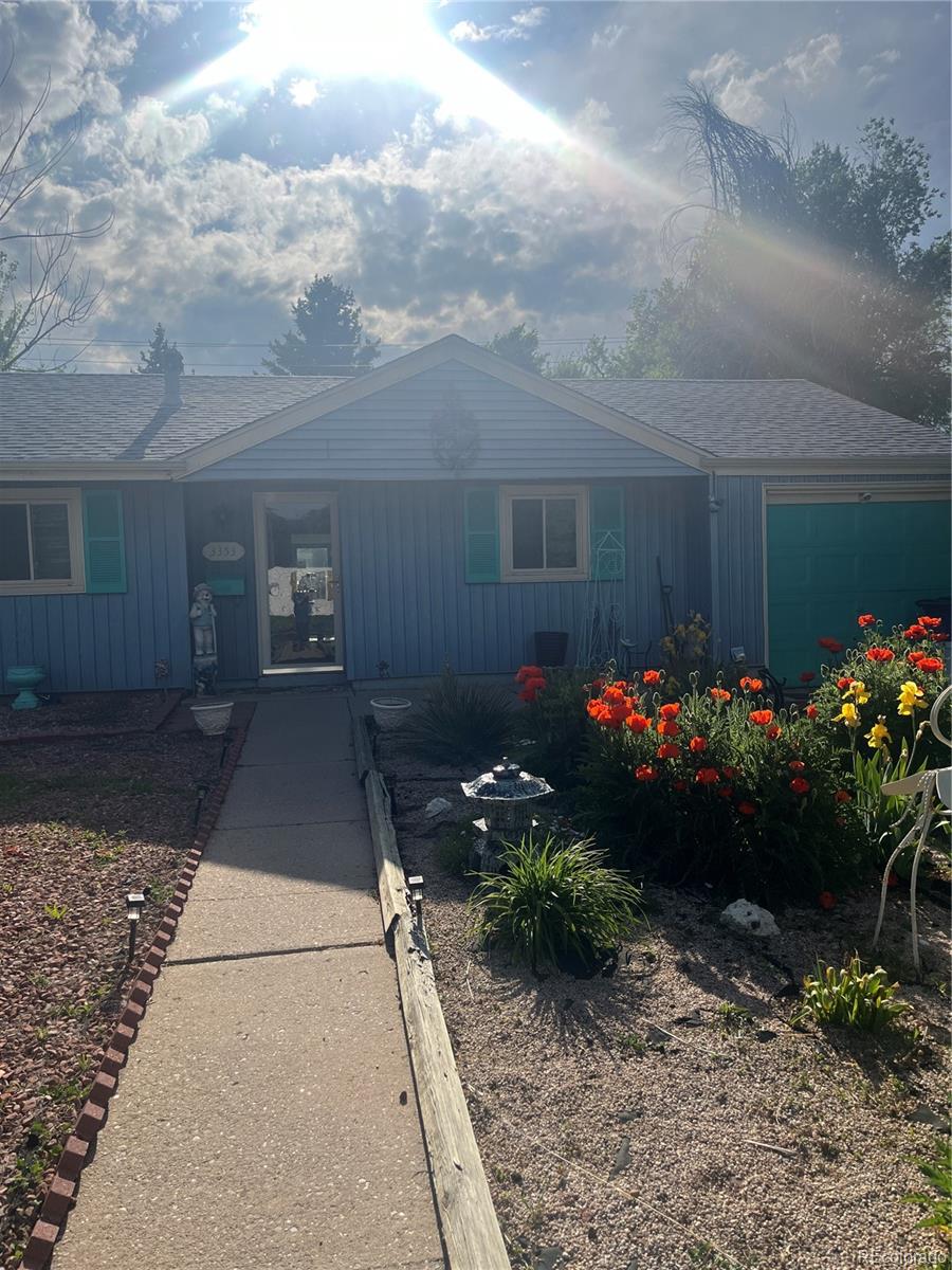 3353 S Forest Street S