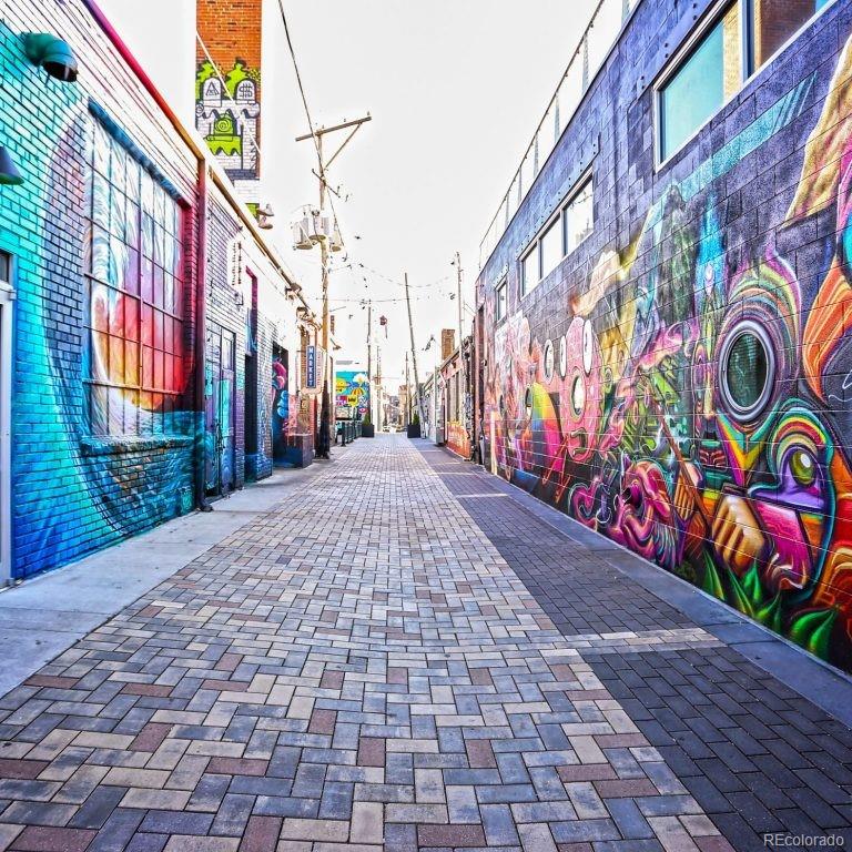 2737 N Marion Street