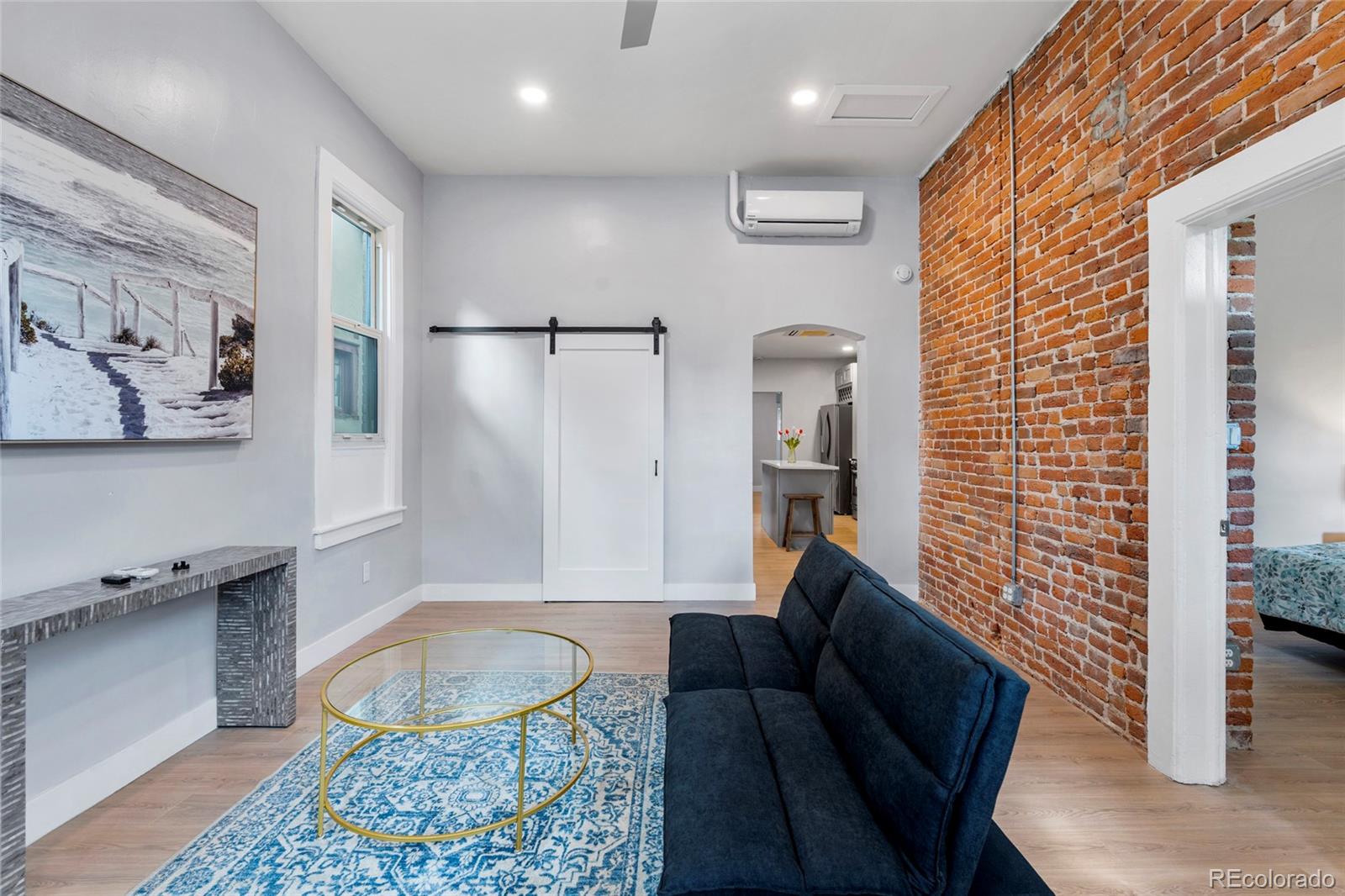 2737 N Marion Street