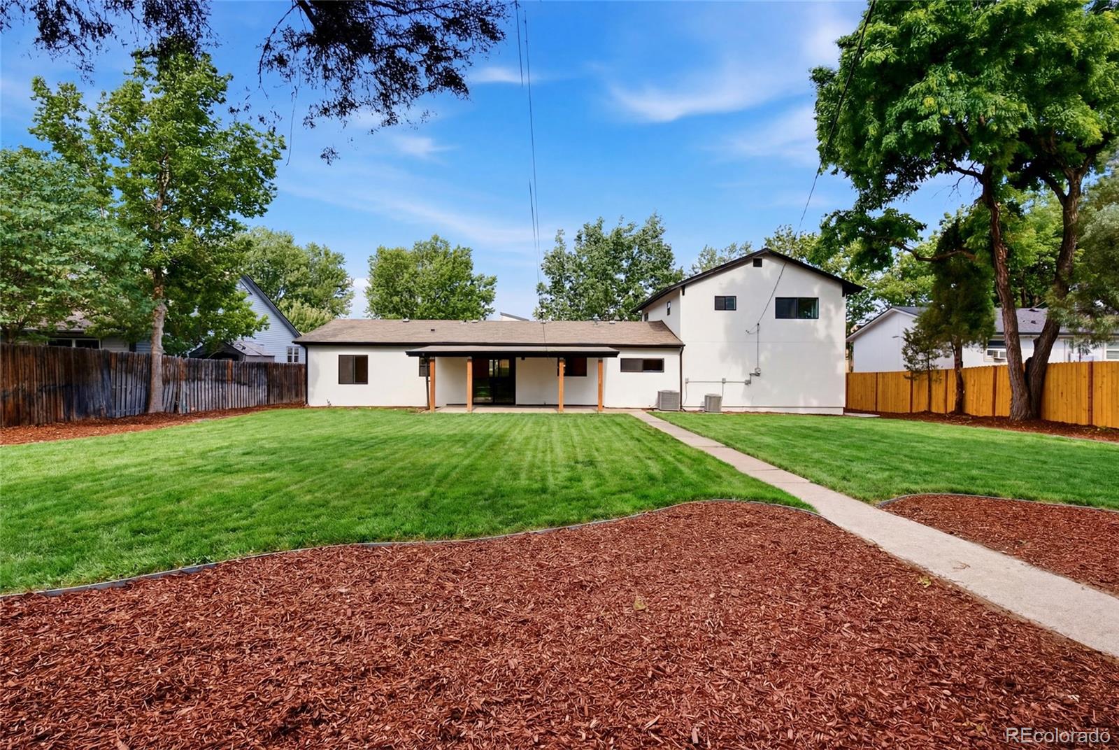 1985 Fenton Street