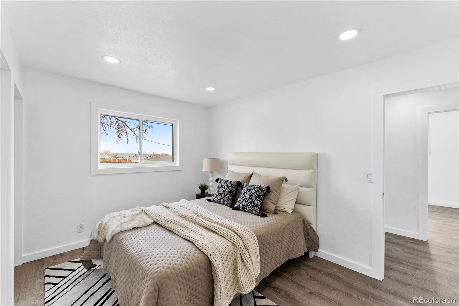 1121 Ruth Drive