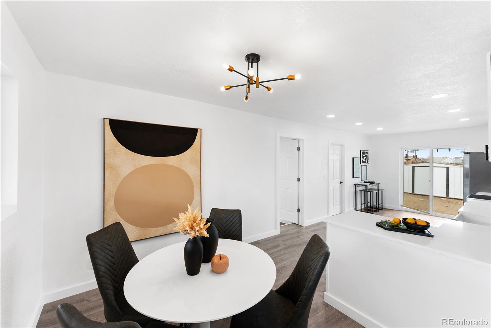 1121 Ruth Drive
