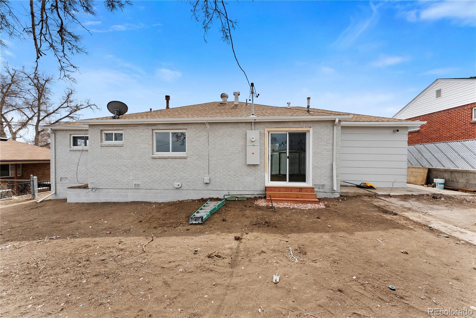 1121 Ruth Drive