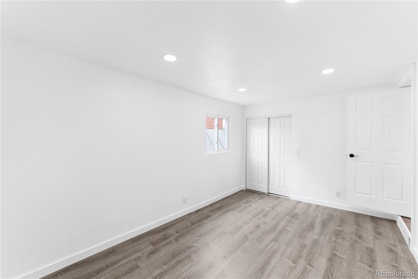 1121 Ruth Drive
