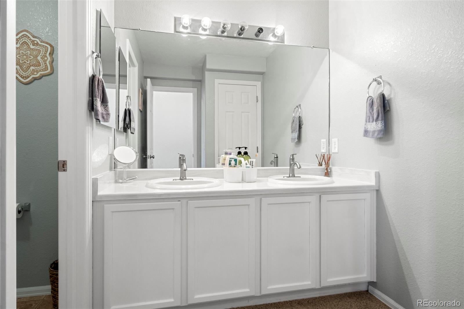9758 Laredo Street Unit: 1E