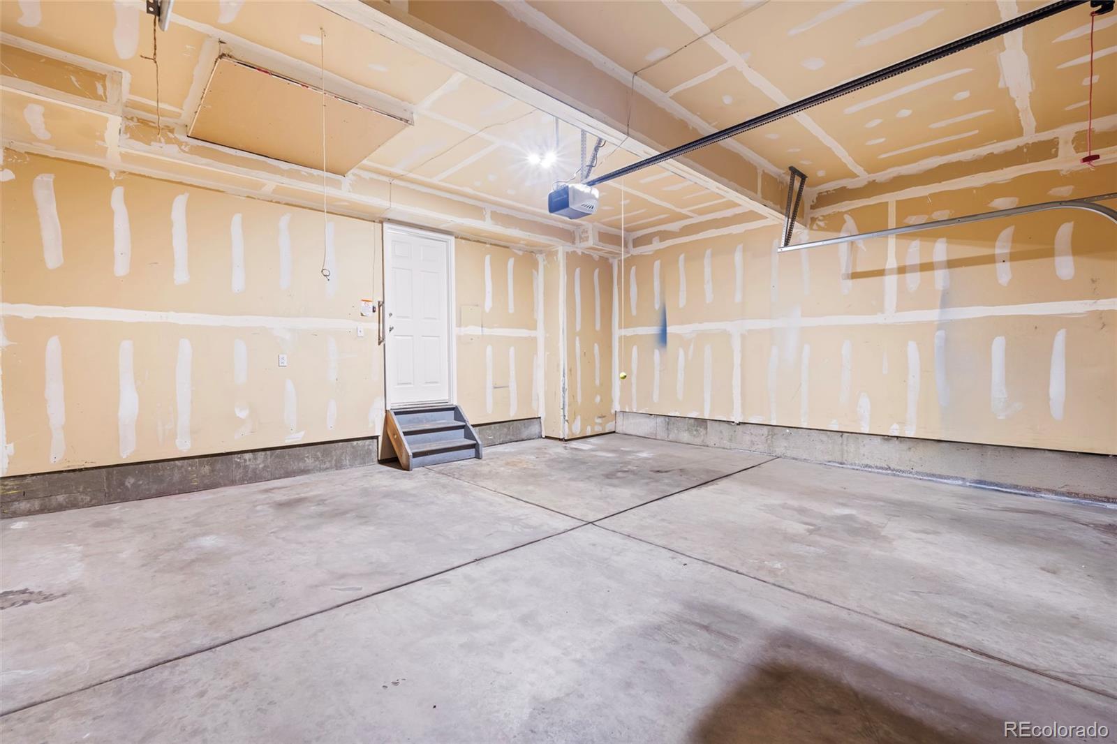 6828 Zenobia Street Unit: 2