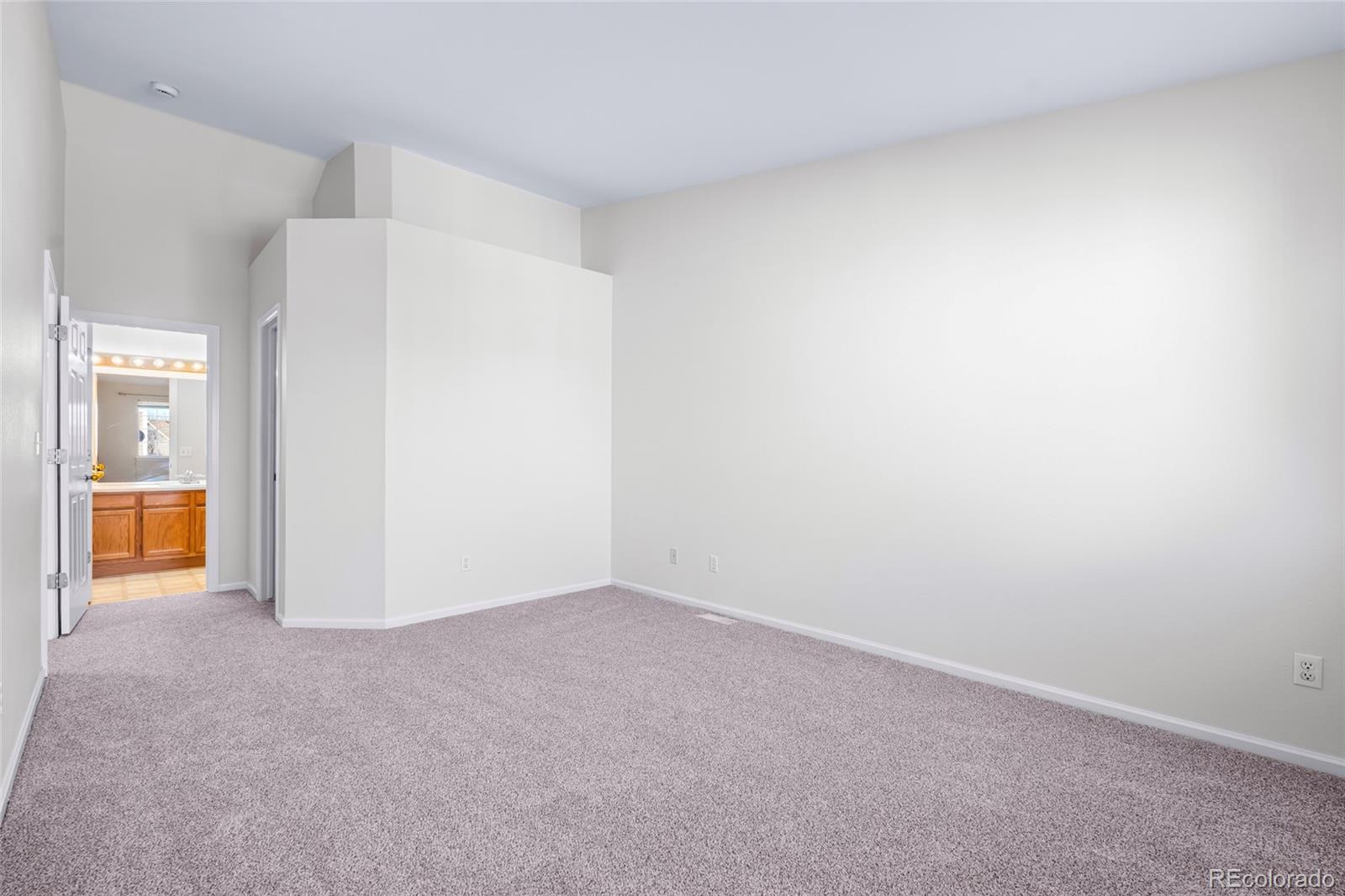 6828 Zenobia Street Unit: 2