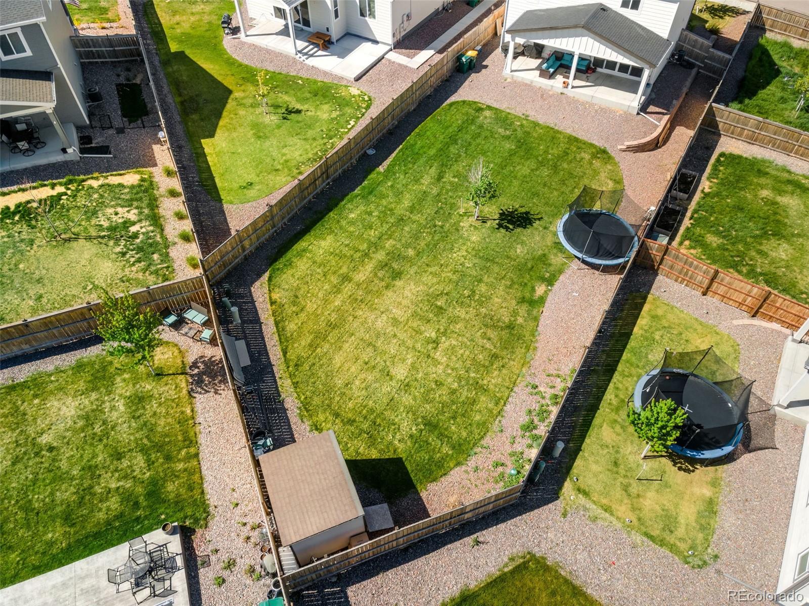 888 N Undergrove Way