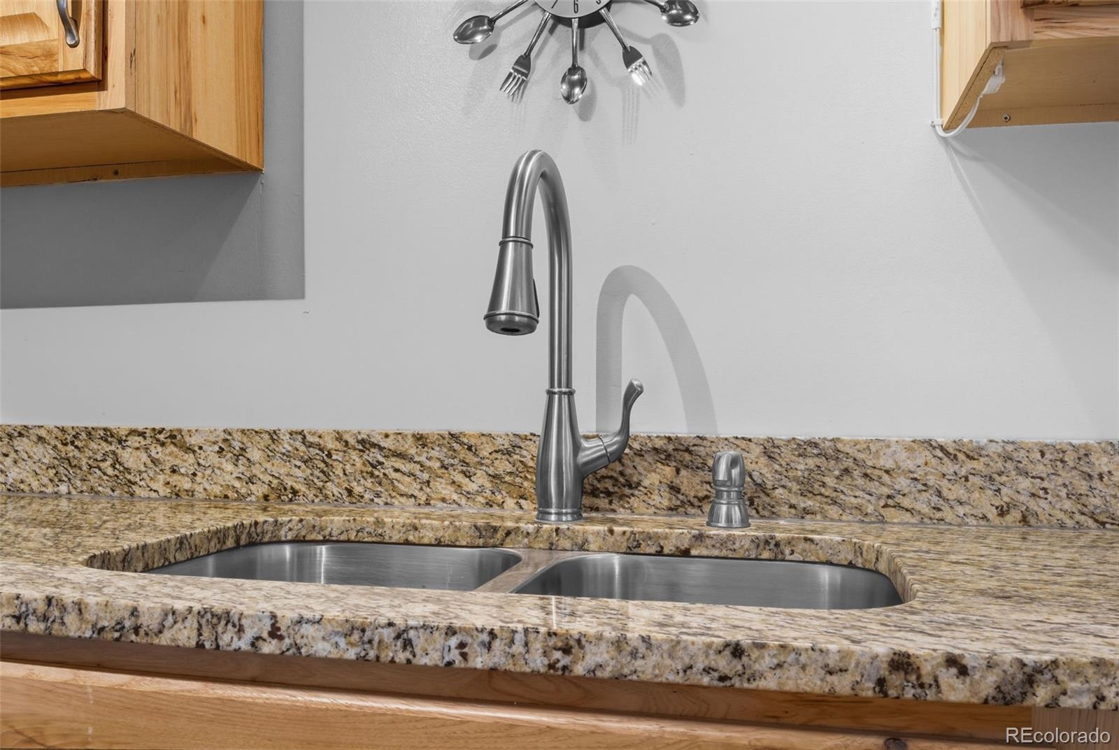 1860 S Raritan Street