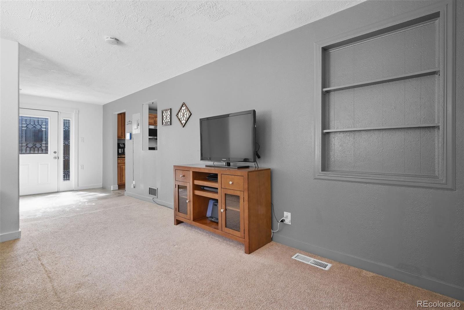 1860 S Raritan Street