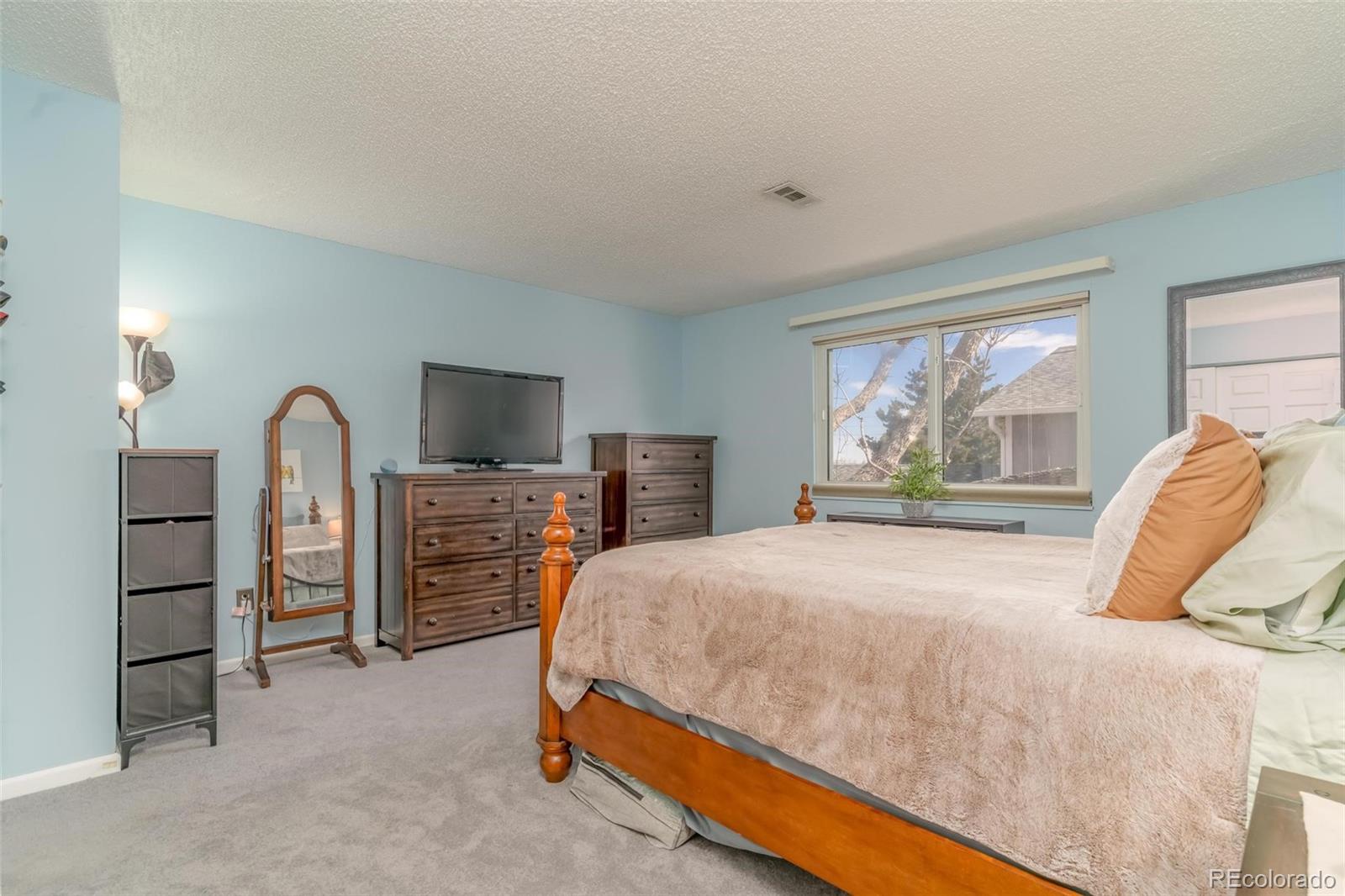 7973 York Street Unit: B