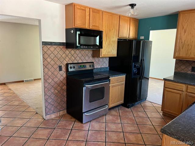 8496 Quay Drive