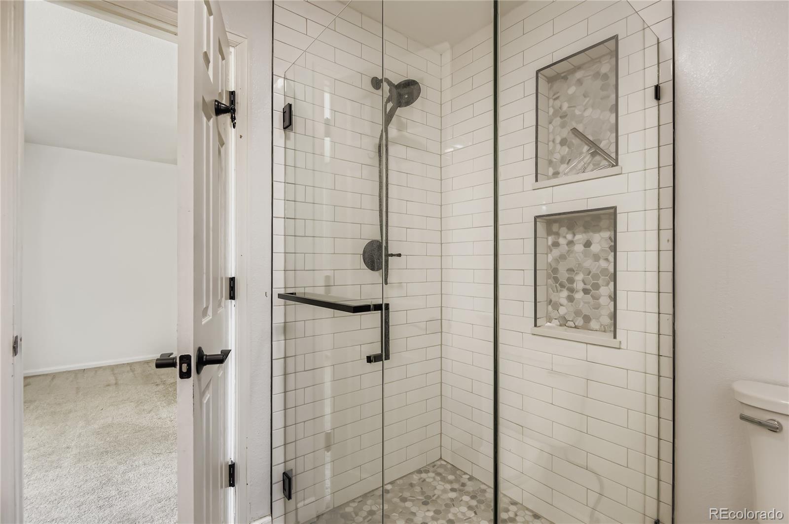 10505 S Berthoud Way