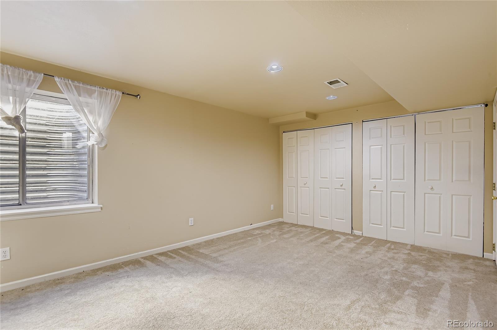 10505 S Berthoud Way