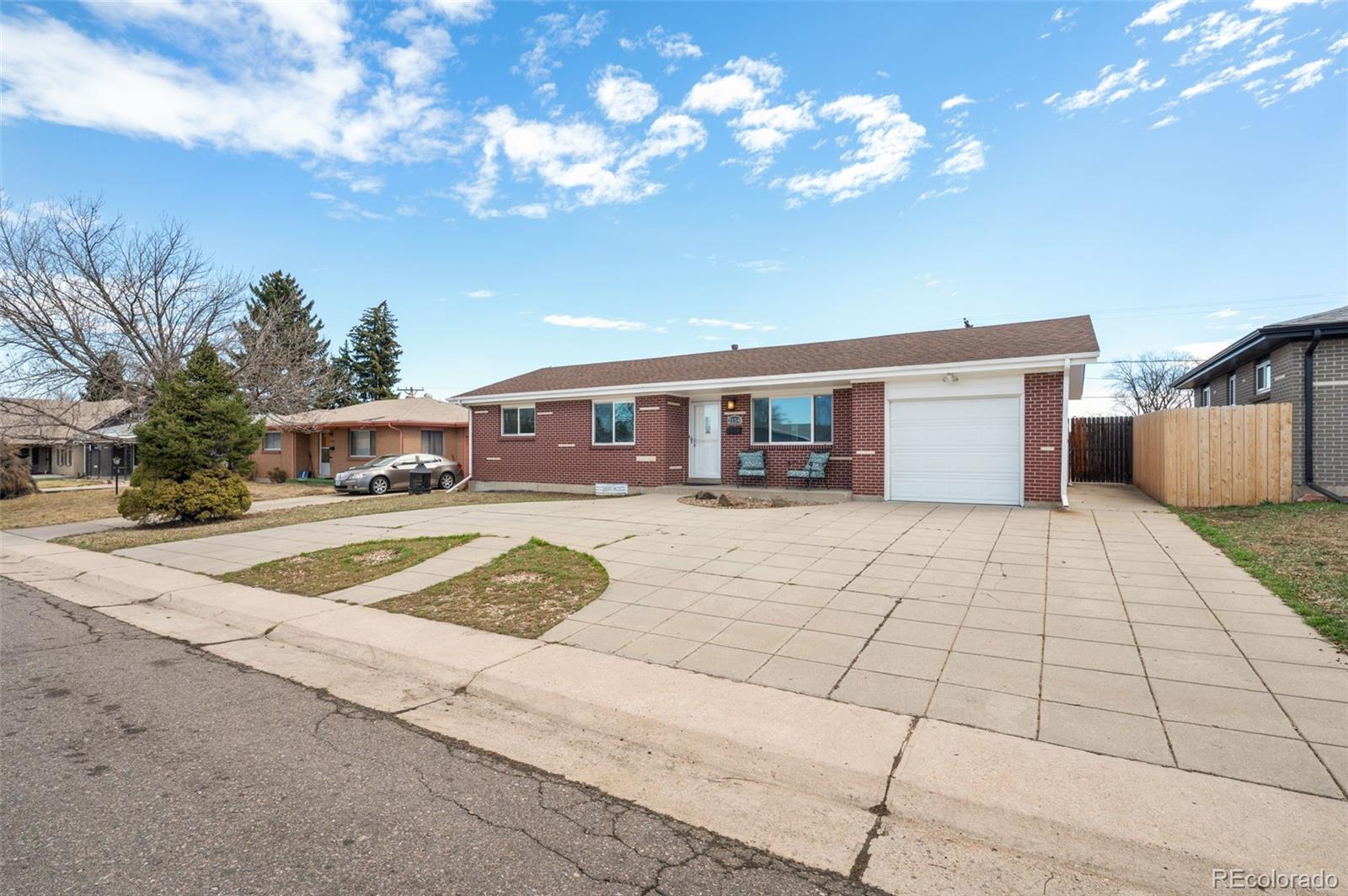 2154 S Fenton Street