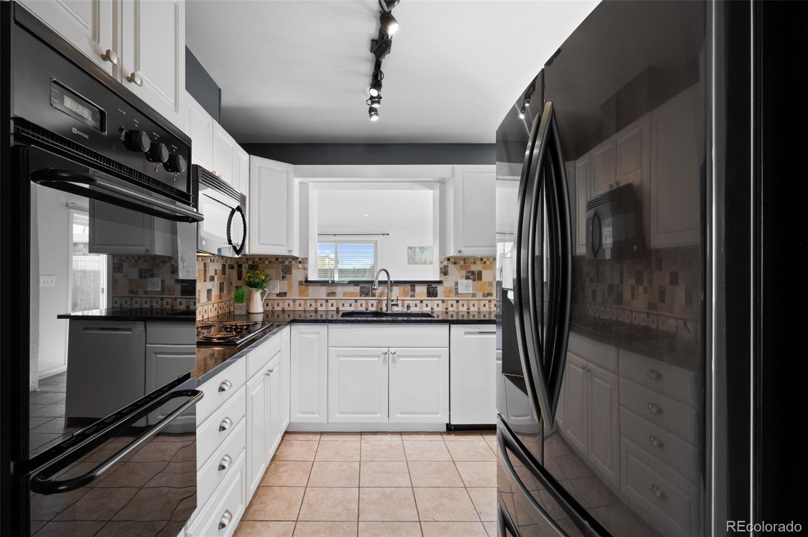 2154 S Fenton Street