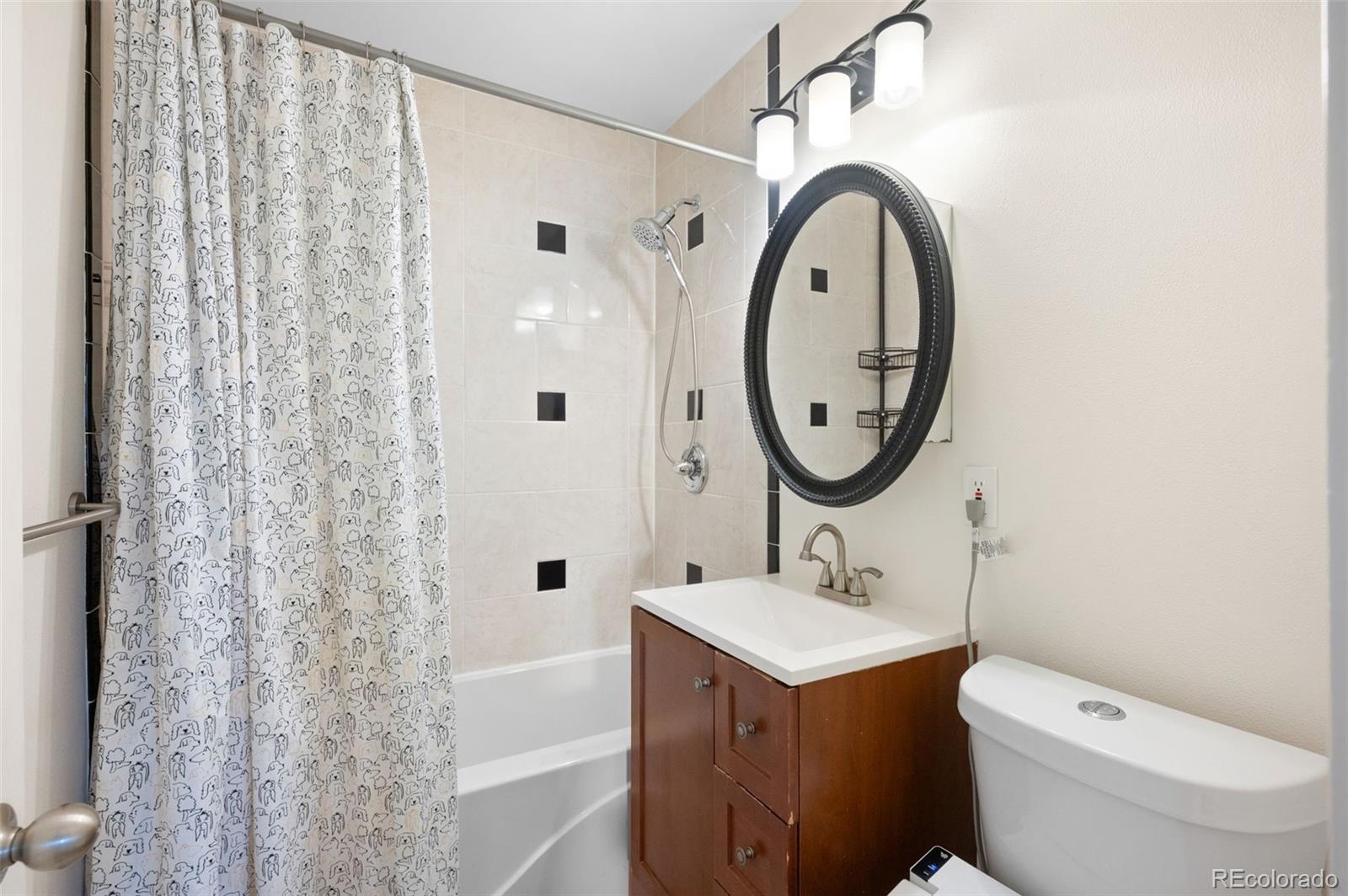 2154 S Fenton Street