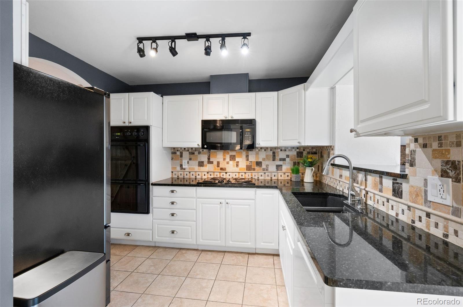 2154 S Fenton Street