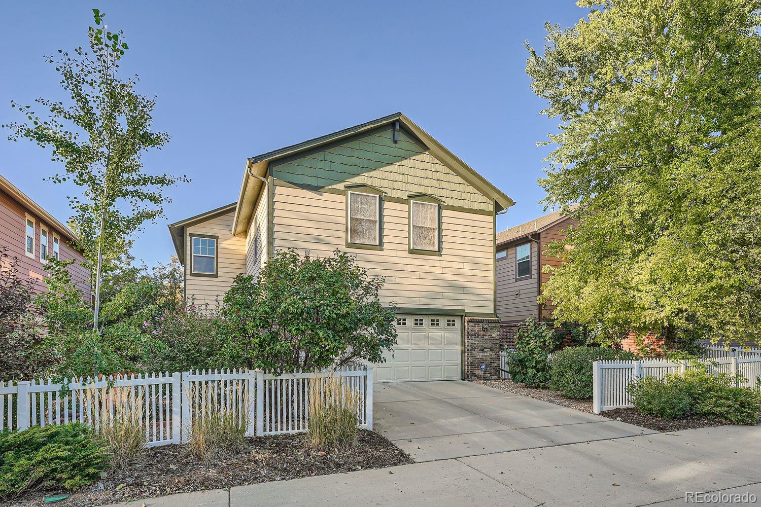 5892 W 94th Place