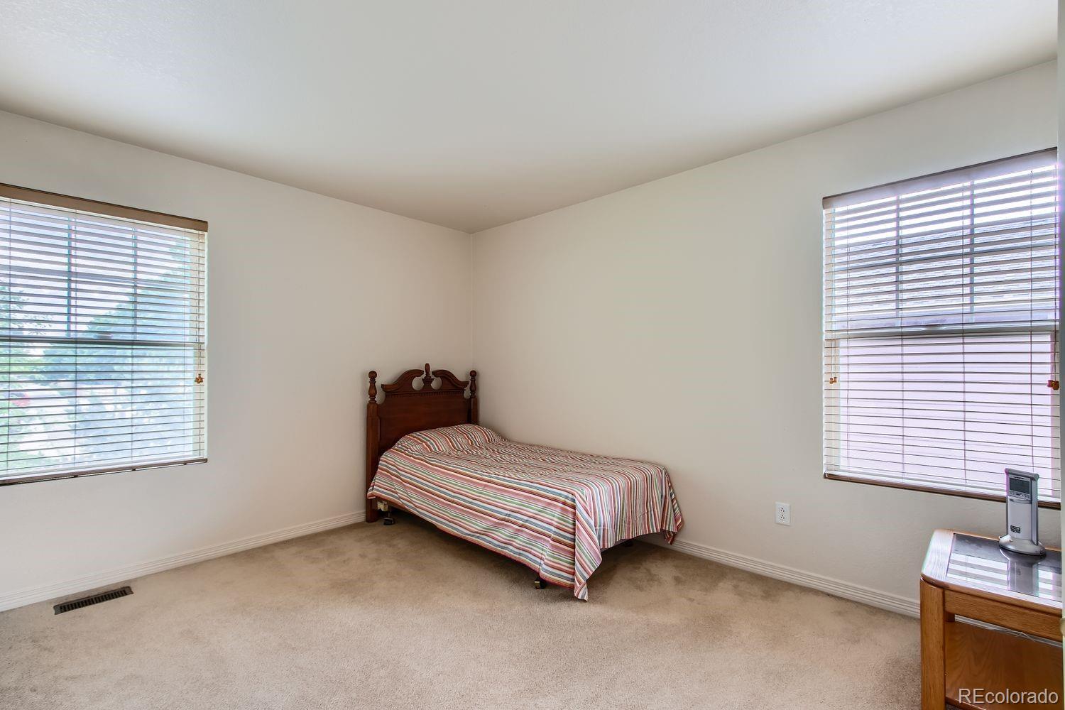 5892 W 94th Place