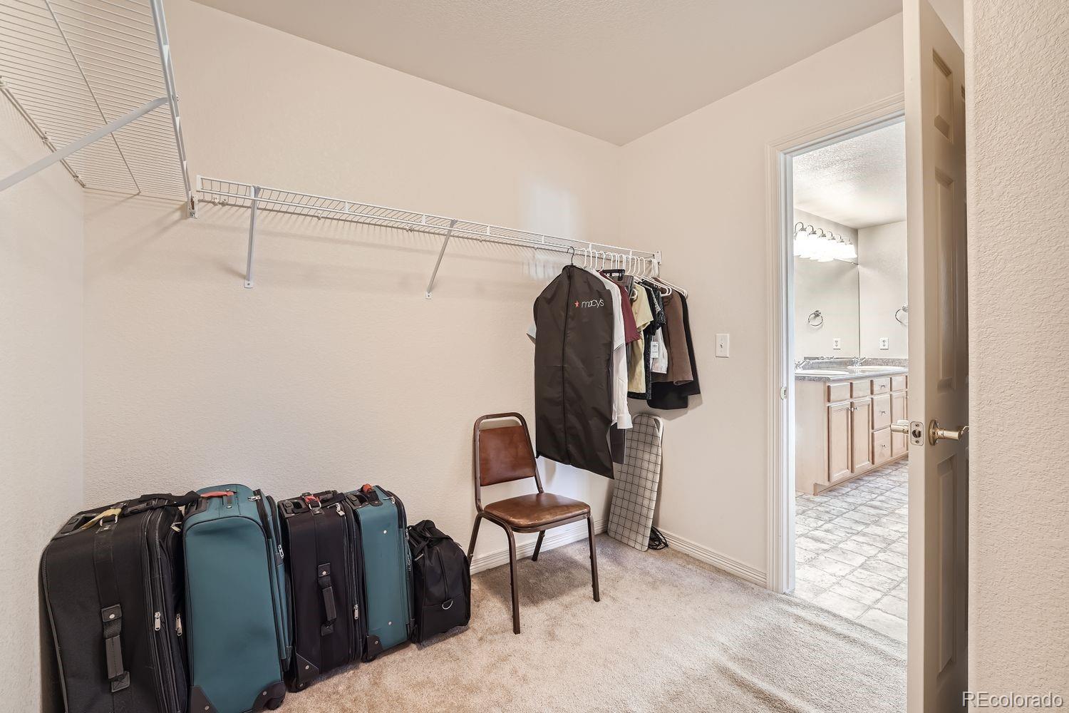 5892 W 94th Place