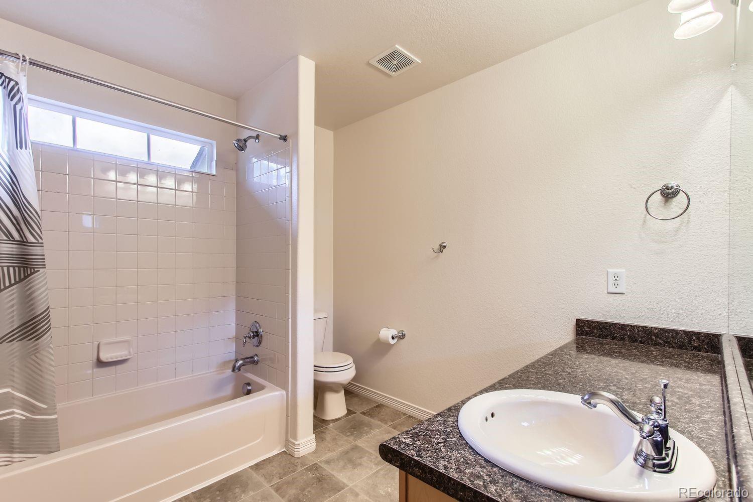 5892 W 94th Place