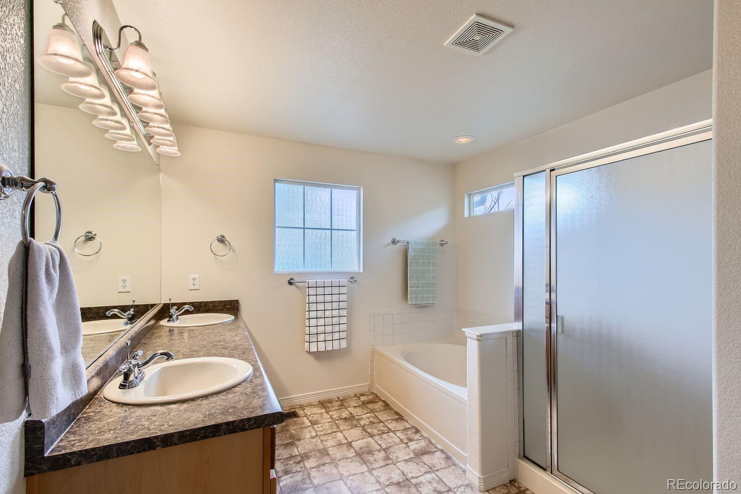 5892 W 94th Place