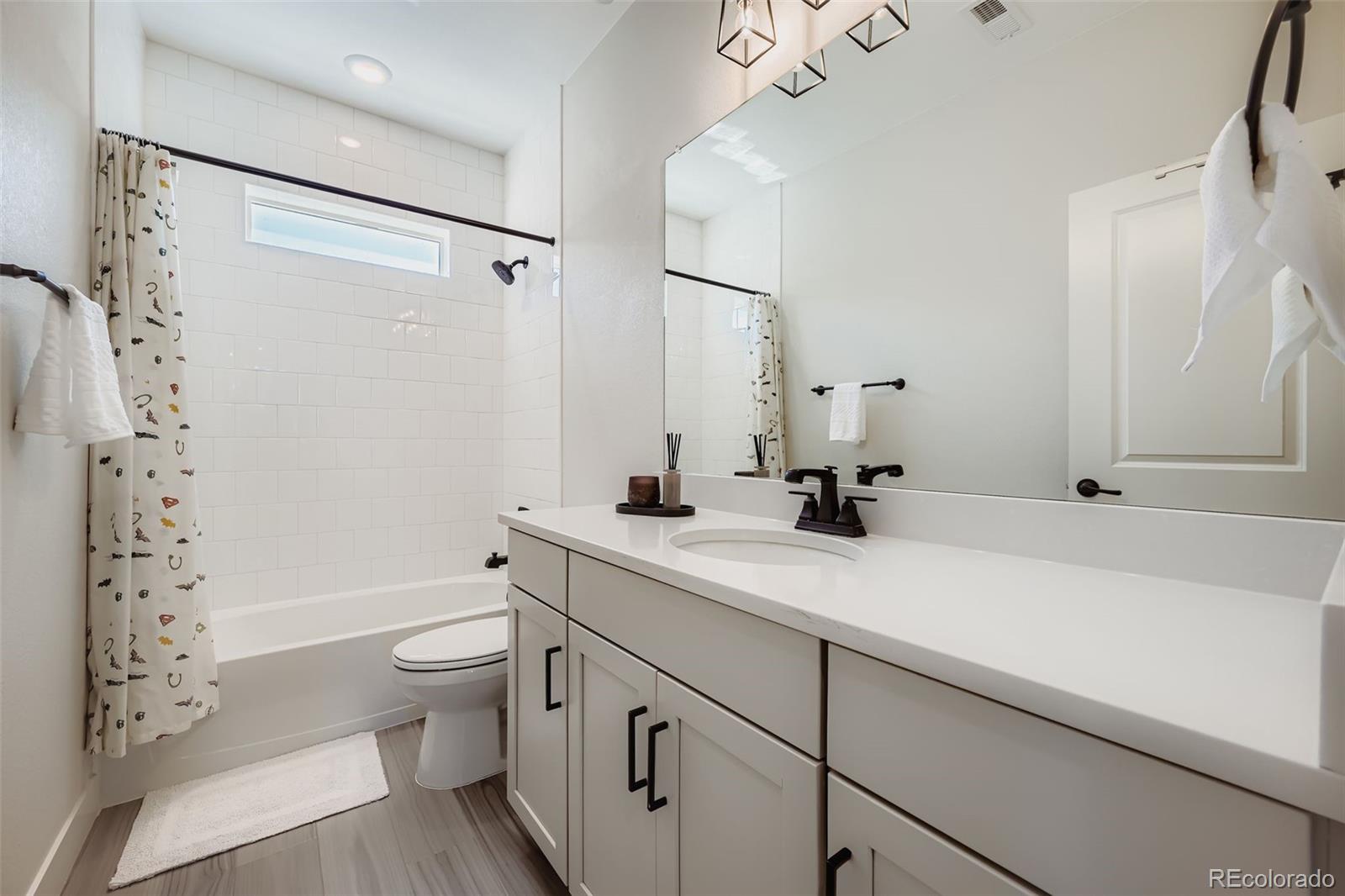 3391 N Haleyville Court