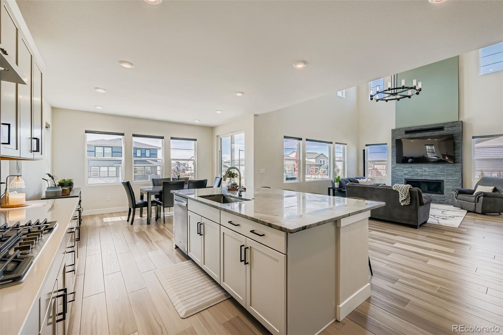 3391 N Haleyville Court