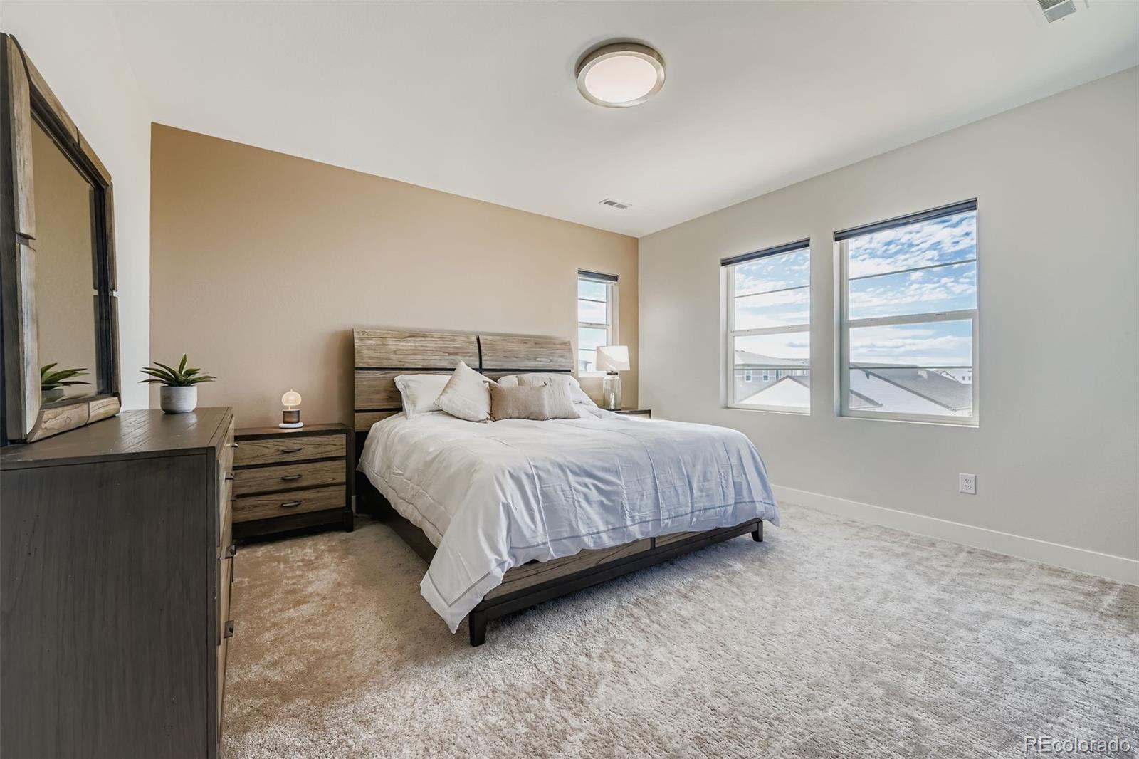 3391 N Haleyville Court