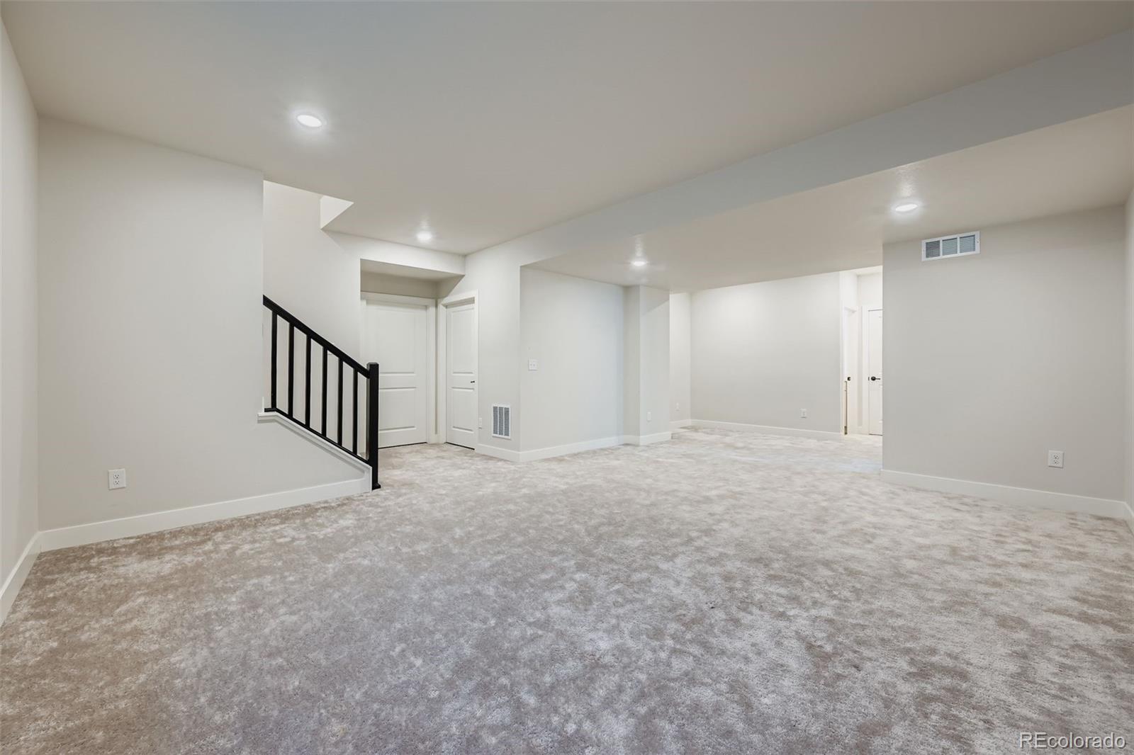 3391 N Haleyville Court